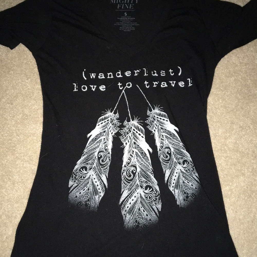 Wanderlust tee